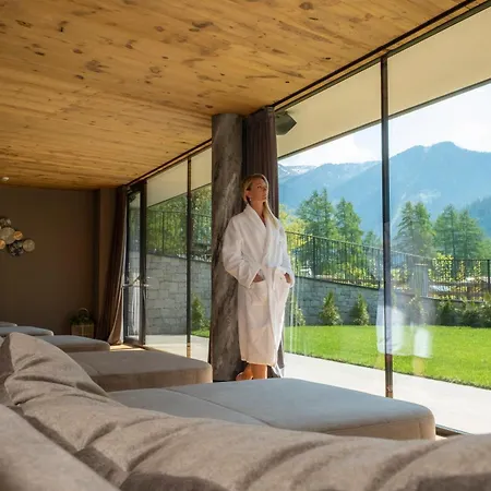 Ciampedie Luxury Alpine 5* Vigo di Fassa